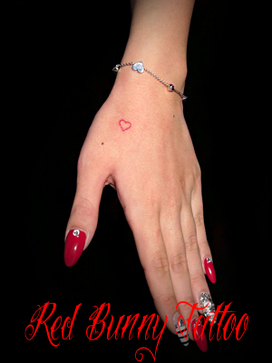 girl tattoo |Cg ^gD[
